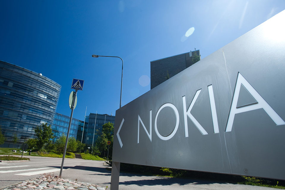 Smartphone Nokia 2017: Giá rẻ hoặc là chết!